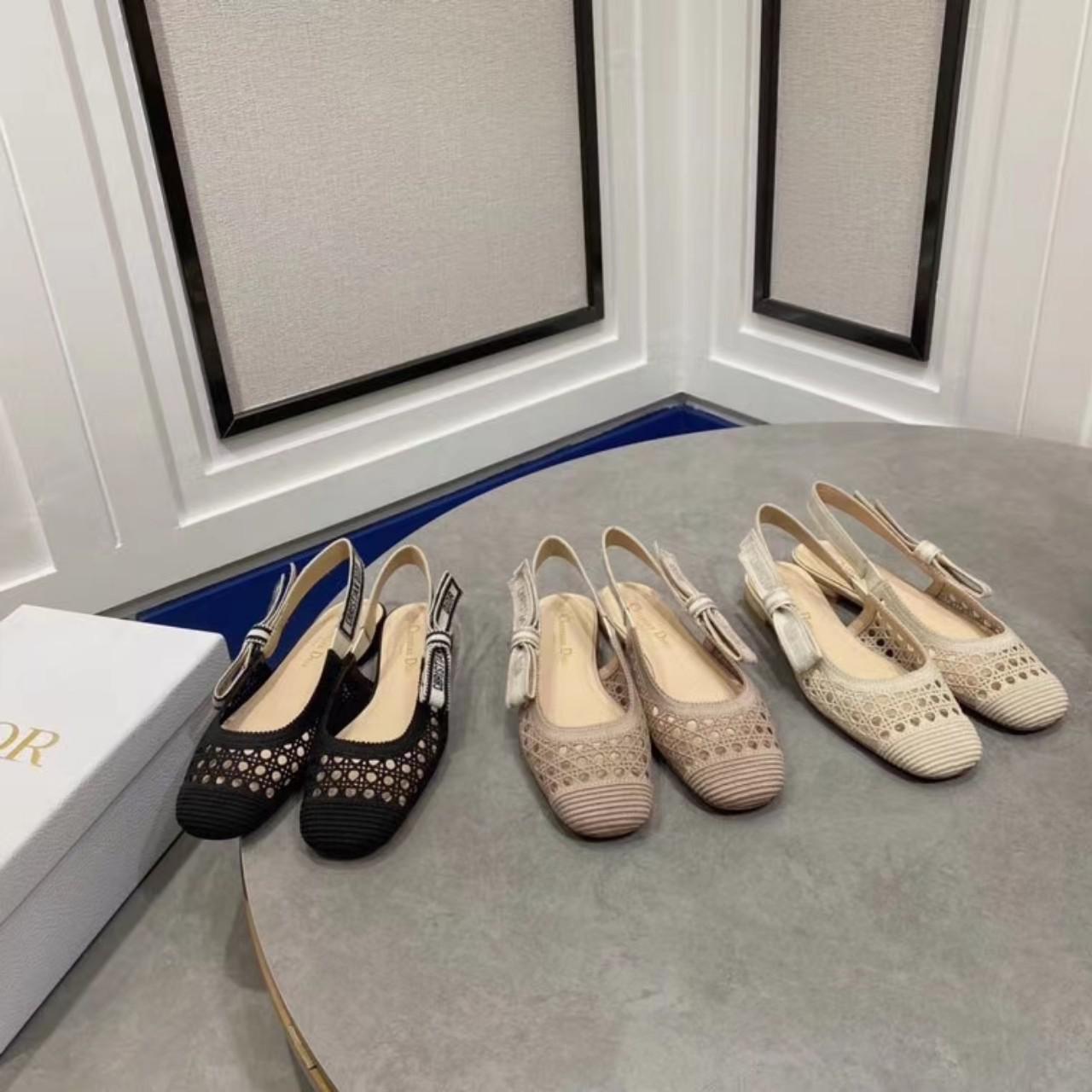 Giày búp bê Chanel MARY JANES trắng siêu cấp 1:1